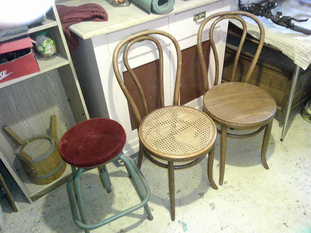 10 chaises de bistrot Meubles