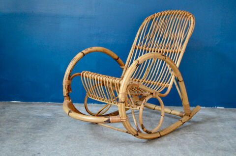 Fauteuil  bascule rocking chair vintage en rotin bohme 380 Wintzenheim (68)