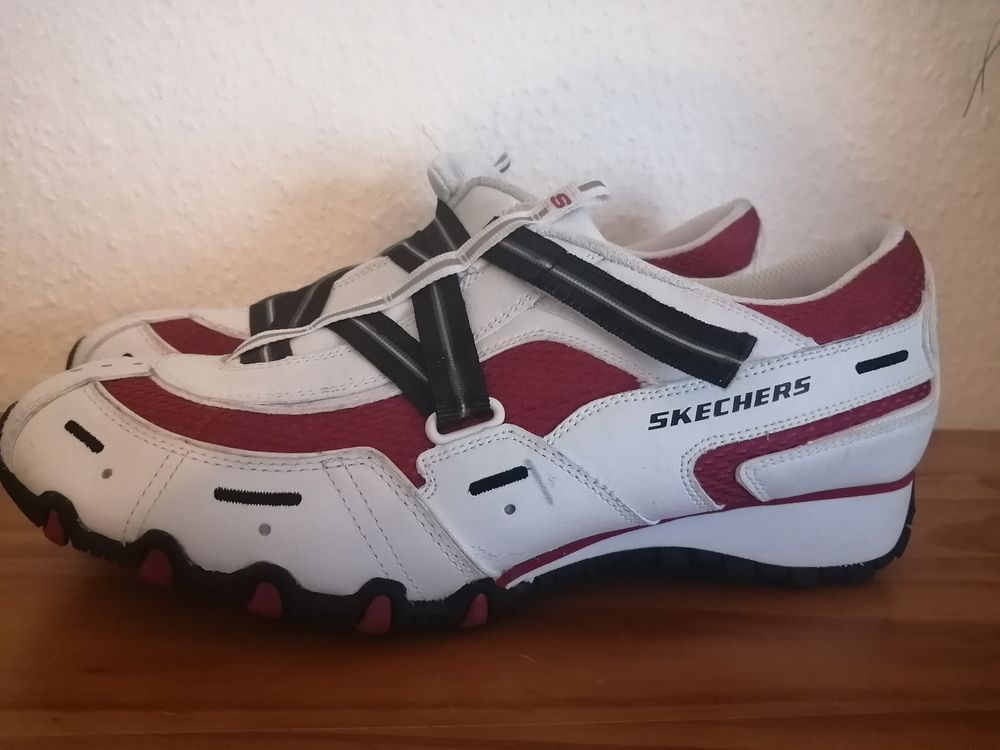 SKECHERS Chaussures V&eacute;lo/VTT pointure 40 Sports