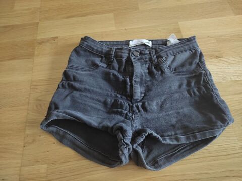 F (115) - 36/38 ? Shorte noir   Tally Weijl   Paris 13 (75)