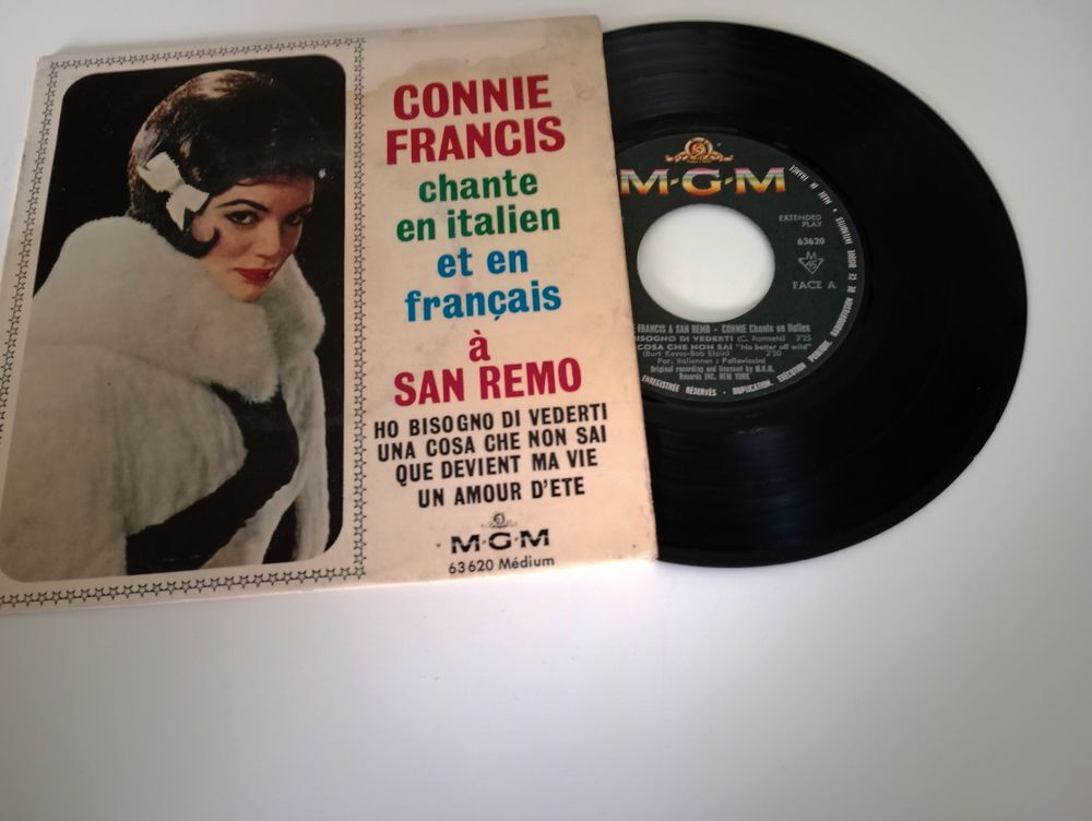 EP CONNIE FRANCIS Chante en italien et en fran&ccedil;ais CD et vinyles