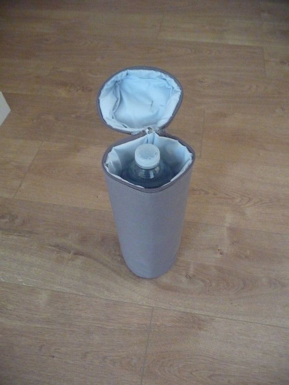 Porte-bouteille 1.5 litre isotherme beige taupe Sports