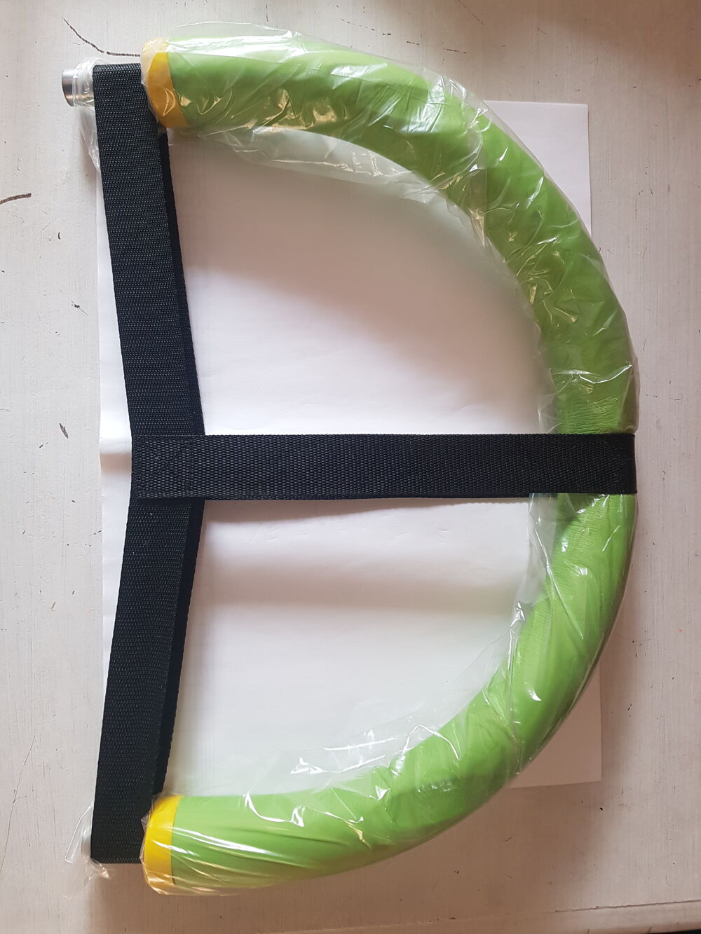 APPAREIL DE GYM COMPACT SIMPLE A UTILISER NEUF DANS CARTON Sports