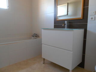  Villa  louer 4 pices 90 m