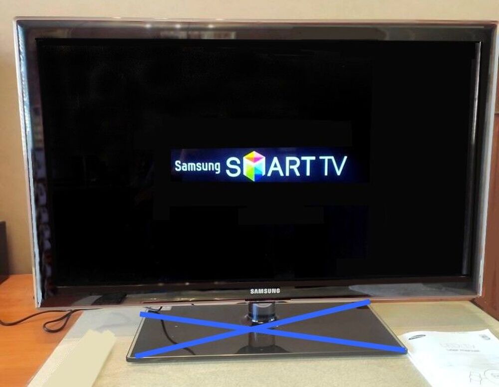 T&eacute;l&eacute;vision Samsung 32" 80 cms pour pi&egrave;ces ( carte m&egrave;re HS ) Photos/Video/TV
