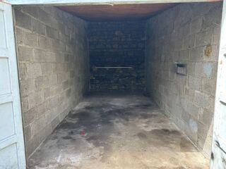 Parking / Garage  louer 17 m