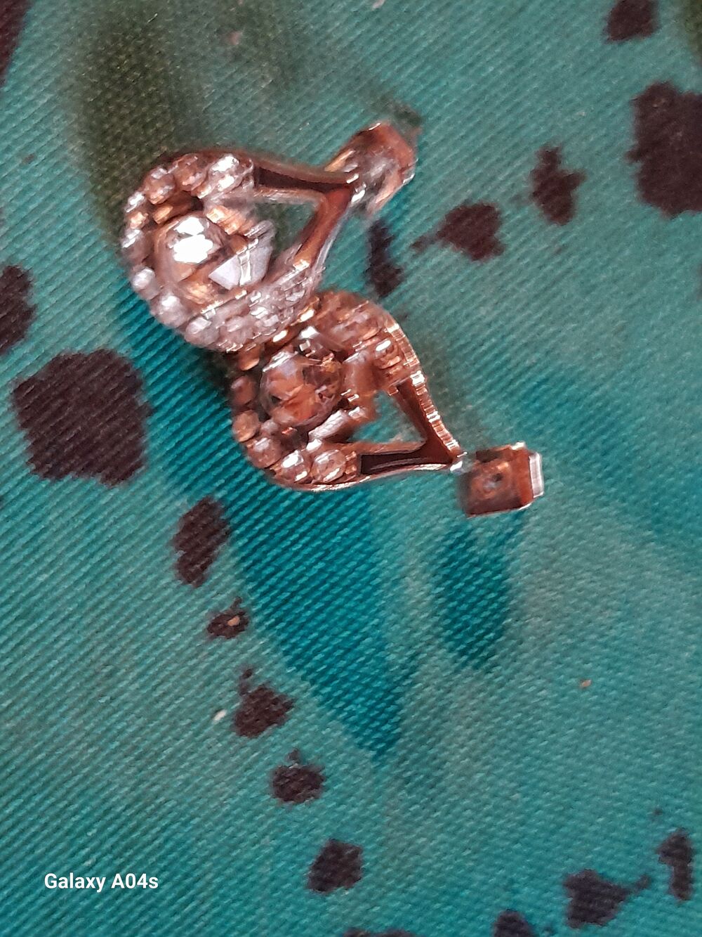 Diverses boucles d'oreilles plaqu&eacute; or argent 2 euros l'unit&eacute; Bijoux et montres