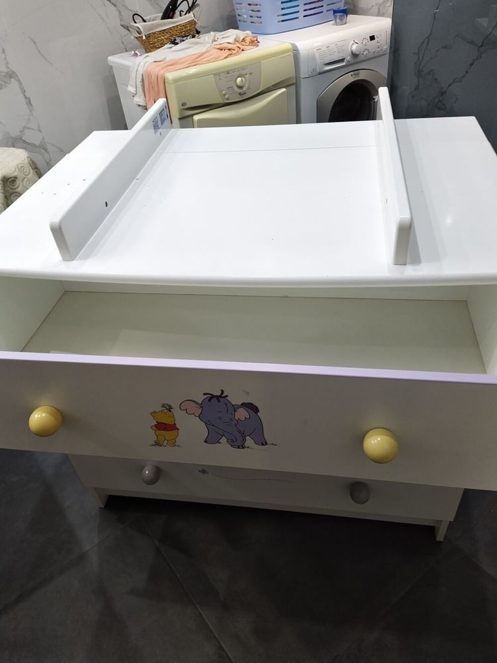 COMMODE/ MEUBLE A LANGER Puériculture