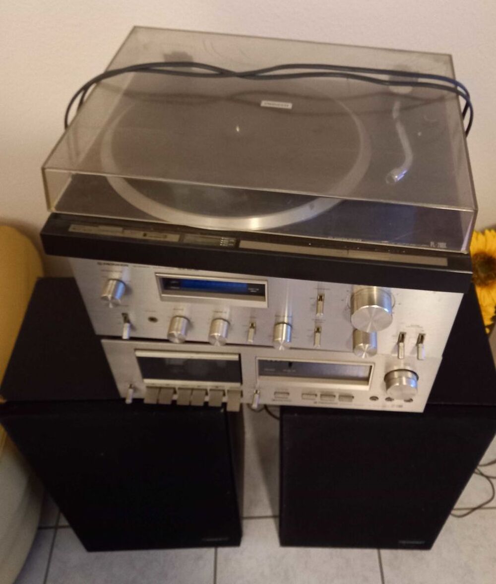 Chaine st&eacute;r&eacute;o hifi platine vinyles Audio et hifi