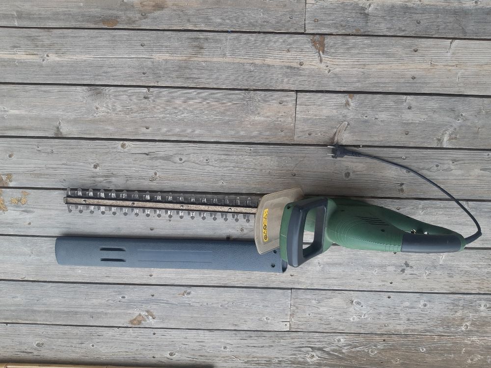 Taille haie &eacute;lectrique Jardin