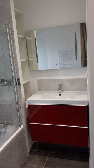  Appartement à louer 2 pièces 43 m²