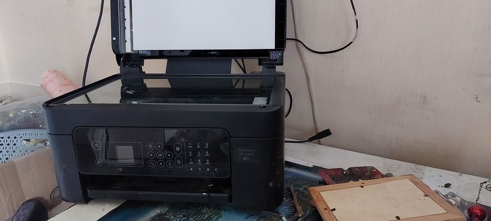 Tour ordinateur imprimante et ecran Matériel informatique