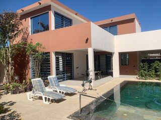  Villa � vendre 4 pi�ces 162 m� Ngaparou, s�n�gal
