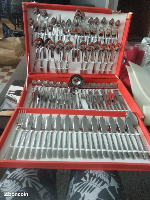Ménagère complète marque PINTINOX 150 Le Guislain (50)