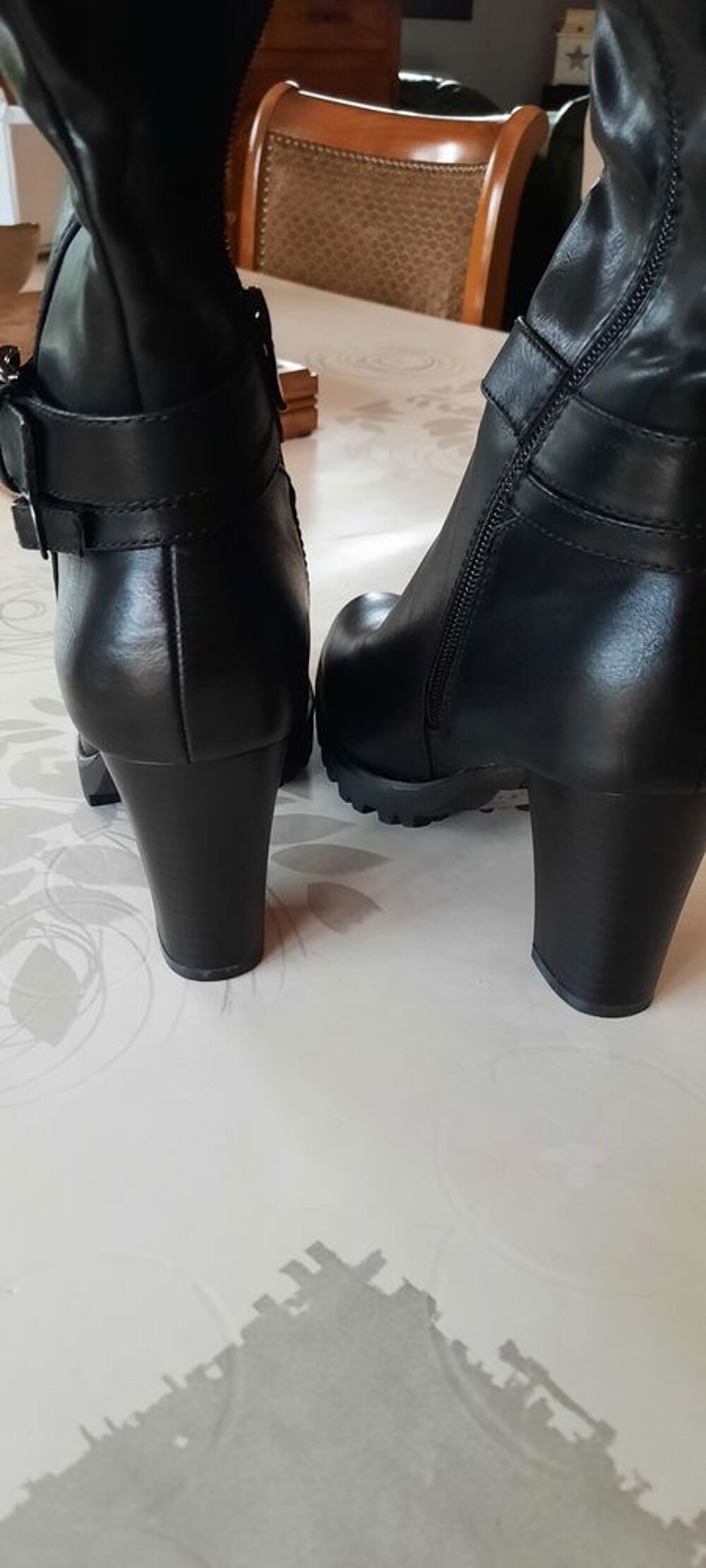 Bottes femme noires Chaussures
