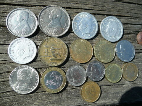 Lot de 16 piéces Monaco 44 Bordeaux (33)