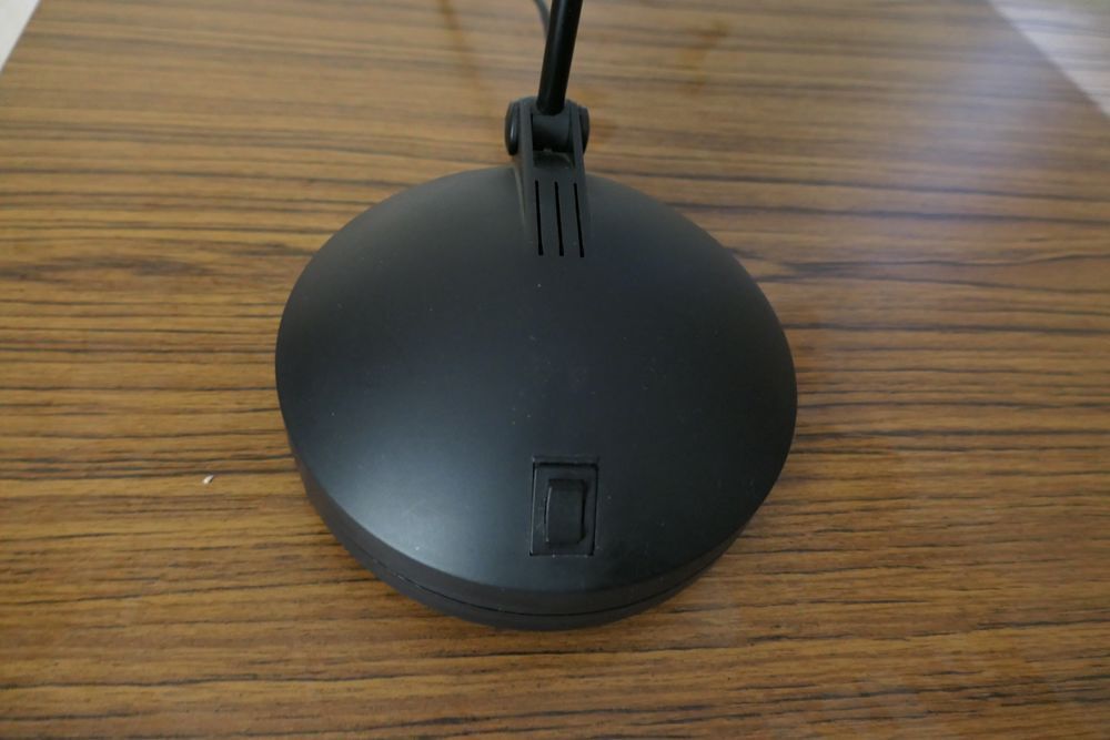 Lampe bureau halog&egrave;ne, articul&eacute;e UNILUX Matériel informatique