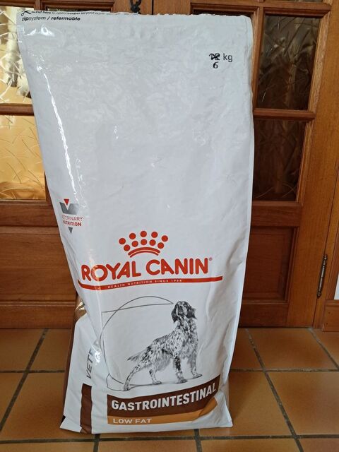 Sac de croquettes chien &agrave; donner 0 65100 Arcizac-ez-angles