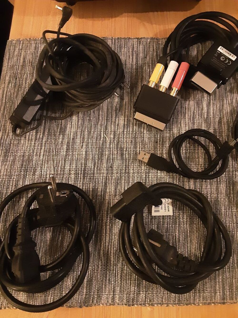Lot de cables Matériel informatique