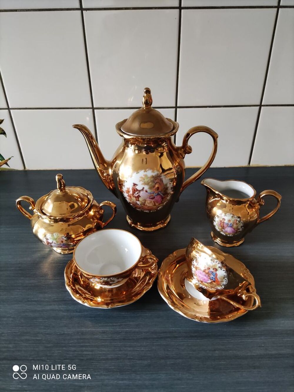 ensemble caf&eacute; porcelaine Décoration