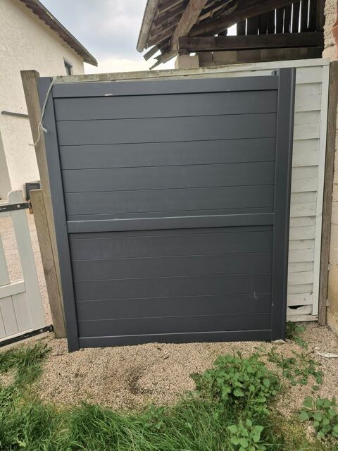 Portail aluminium 3mx1.80m 350 Lagnieu (01)