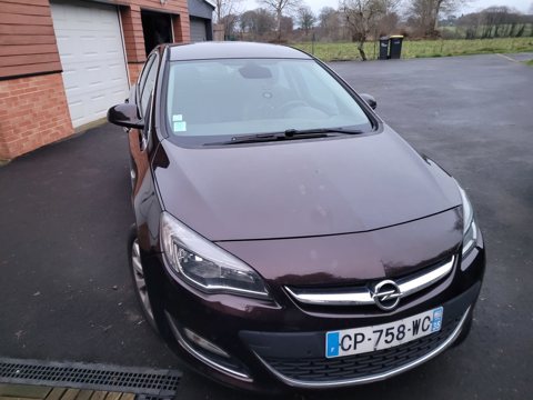 Opel Astra 1.7 CDTI 130 ch FAP Start/Stop Cosmo 2013 occasion La Bazouge-du-D&eacute;sert 35420