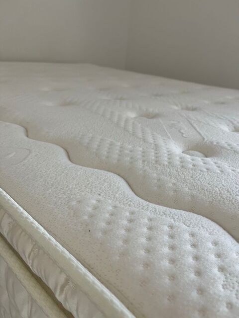 Matelas et sommier 240 Aix-en-Provence (13)
