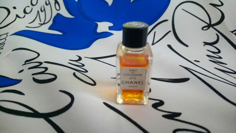 MINIATURES DE PARFUM 