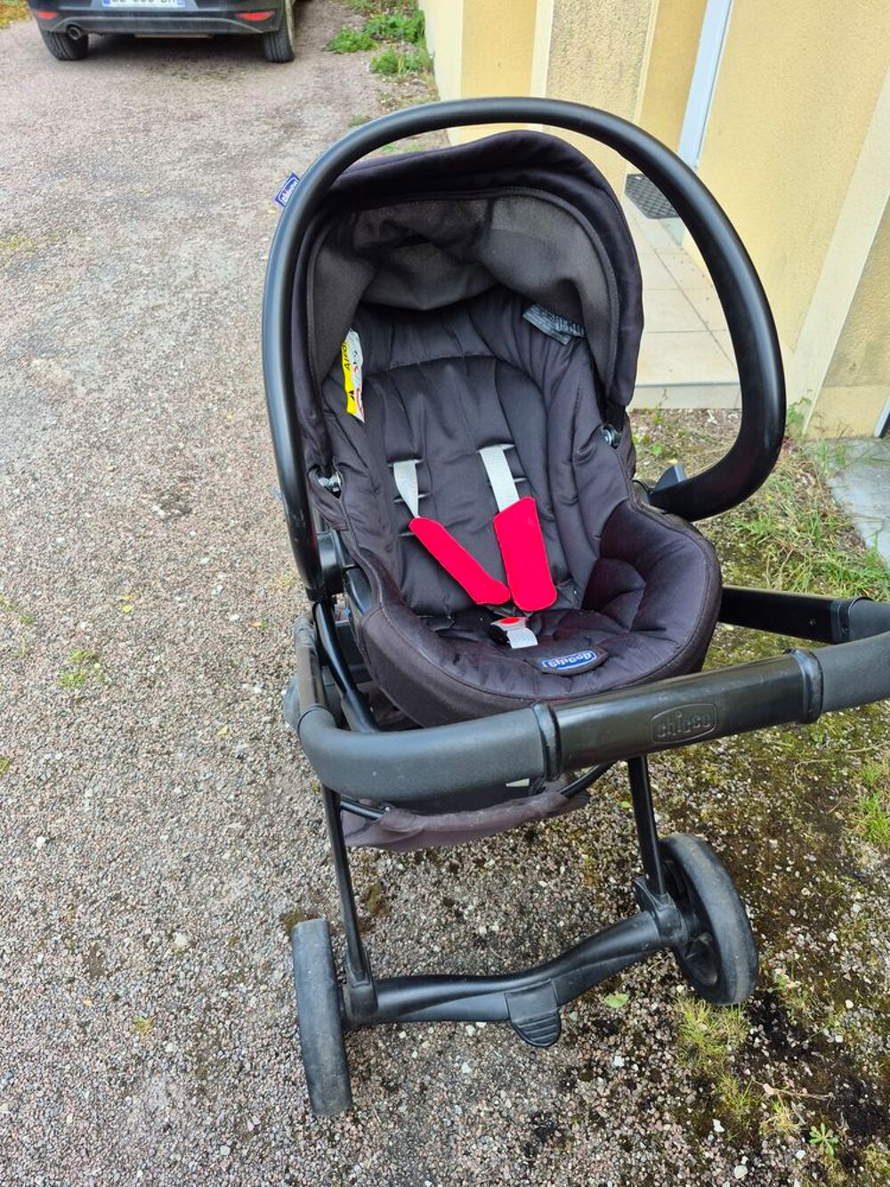Poussette " Chicco " Puériculture