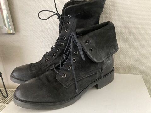 BOOTS A LACETS cuir noir SAN MARINA 65 La Rochelle (17)