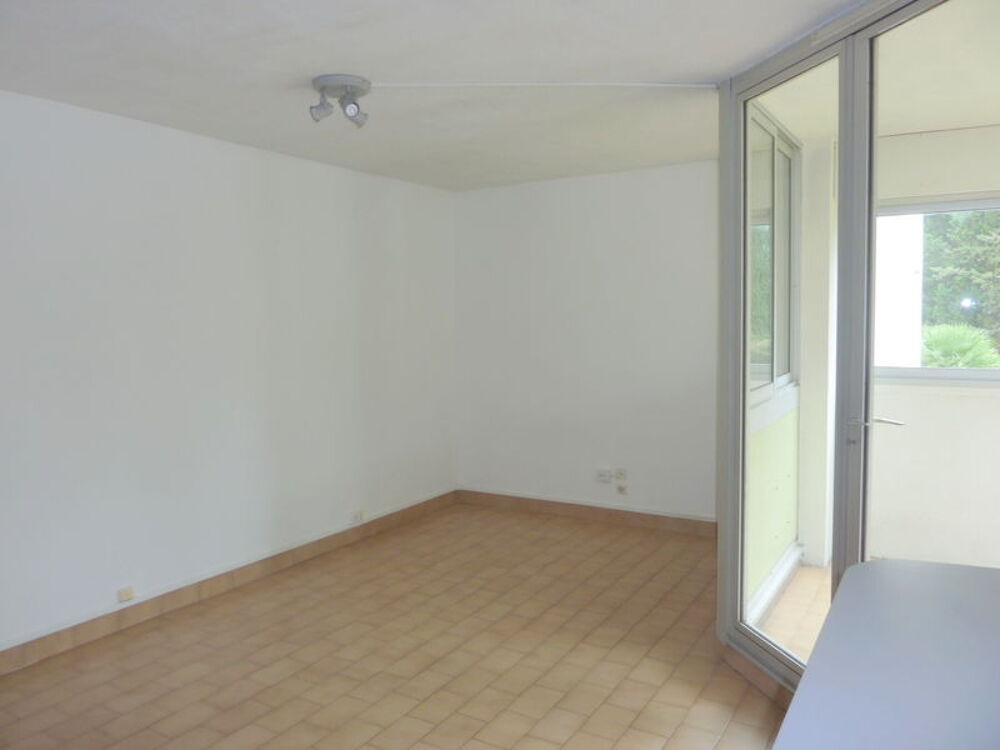 Vente Appartement Potentiel de 35 m2 - travaux à prévoir - locatif étudiant Facultés Montpellier