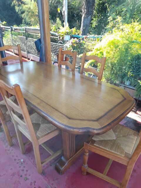 Trs belle table ancienne avec 6 chaises et rallonges 200 Arles (13)