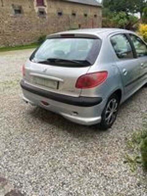 206 1.4i X Line Clim 2004 occasion 35770 Vern-sur-Seiche
