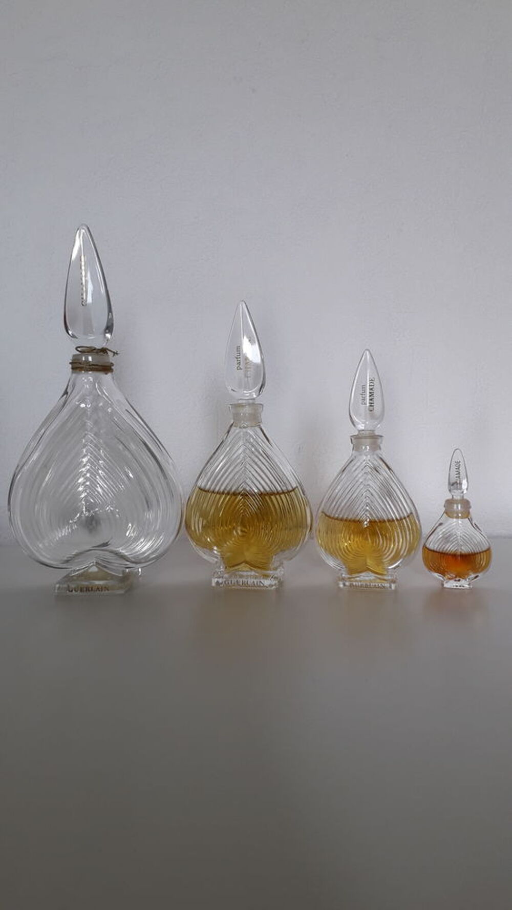 Miniatures et flacons de parfum 