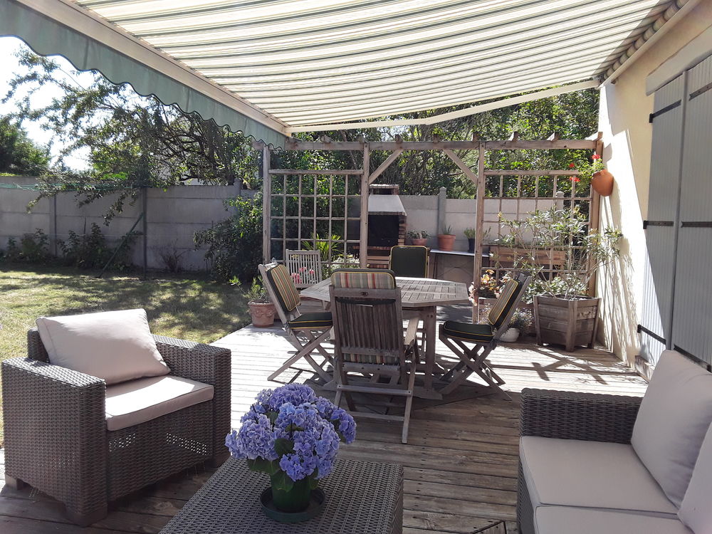 salon de jardin en teck. Jardin