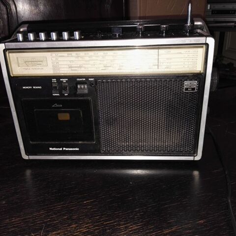 National Panasonic Radio Cassette Model RQ-553LDS
80 Boulogne-Billancourt (92)