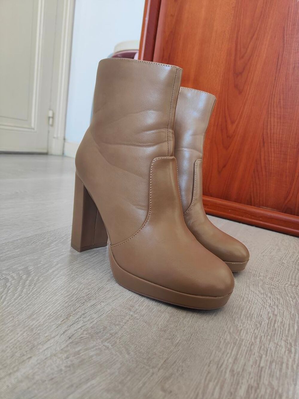 Bottine talon 10cm beige Chaussures