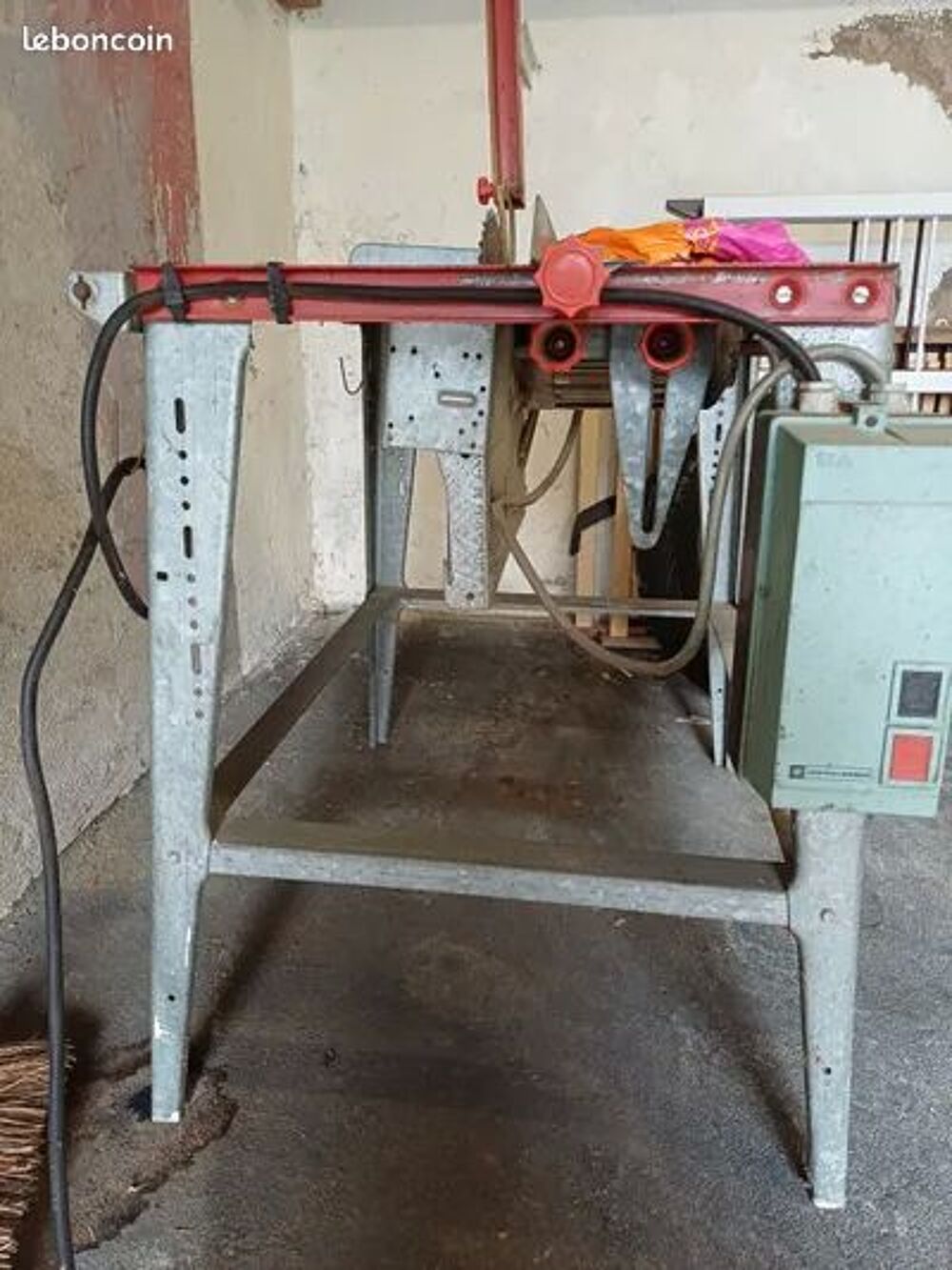 Scie a bois Bricolage