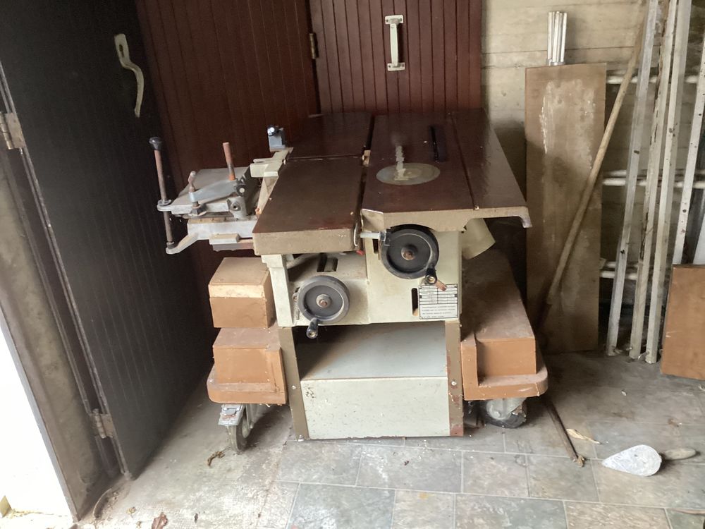 Machine a bois Lurem 
Scie deguau toupie Bricolage