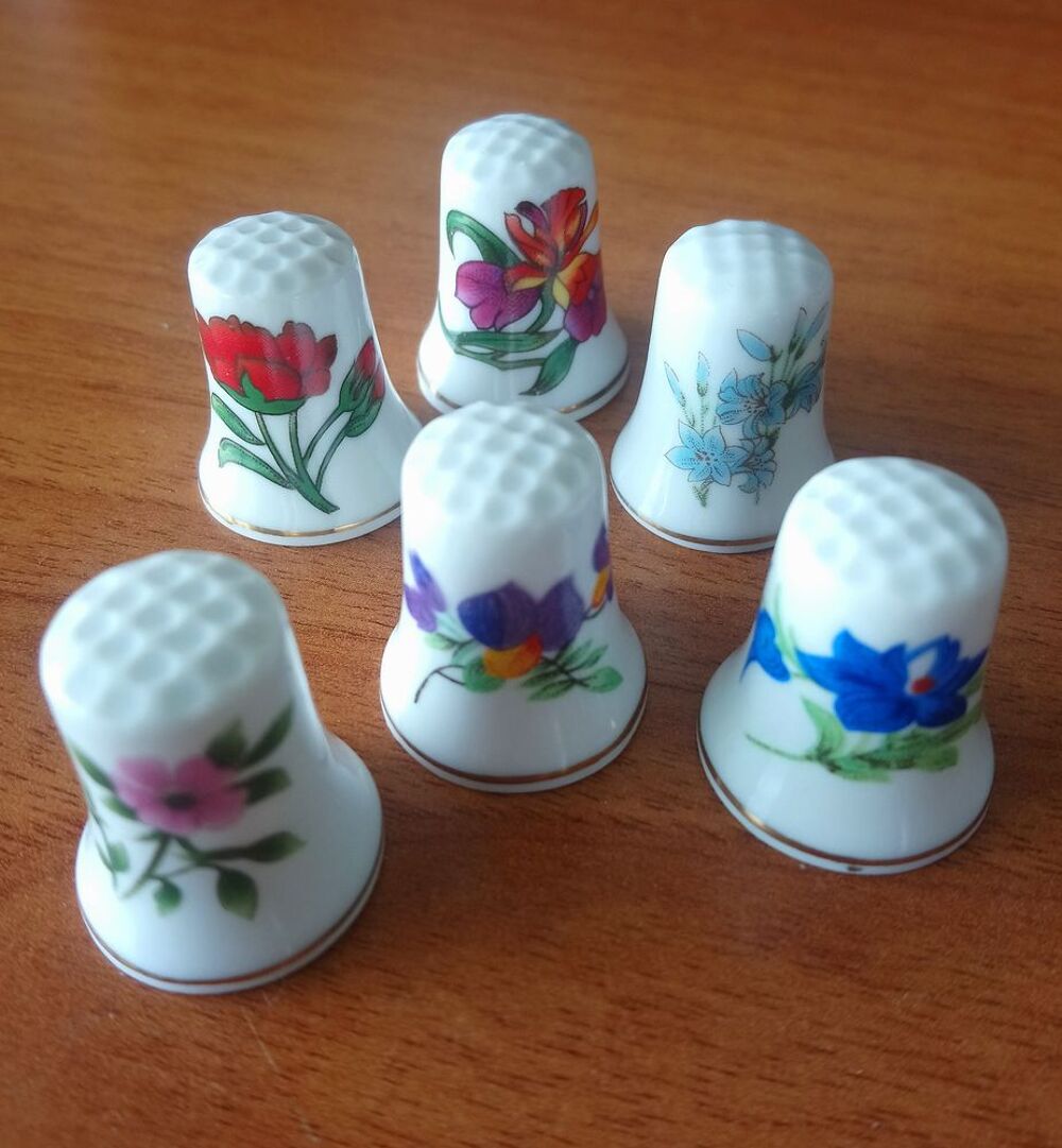 Lot de 6 d&eacute;s &agrave; coudre 