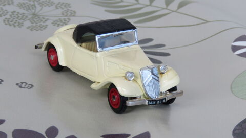 Voiture miniature Citro�n Traction 9 Gap (05)