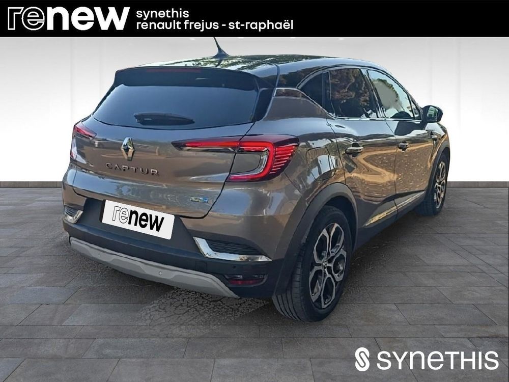 Captur E-Tech 145 - 21 Intens 2022 occasion 83600 Fr&eacute;jus