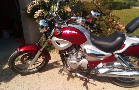 Moto KYMCO 2001 occasion Marambat 32190