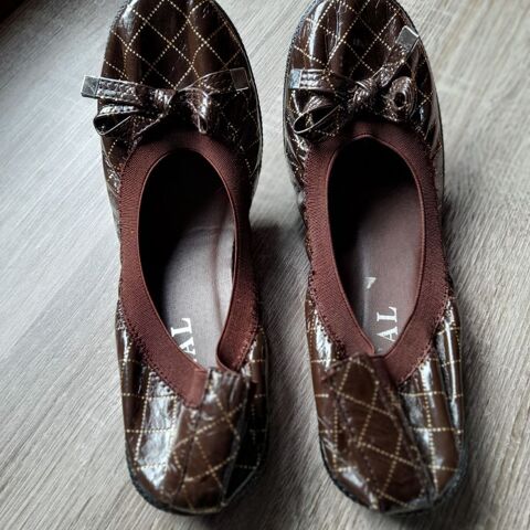 Ballerines usées new arrivals