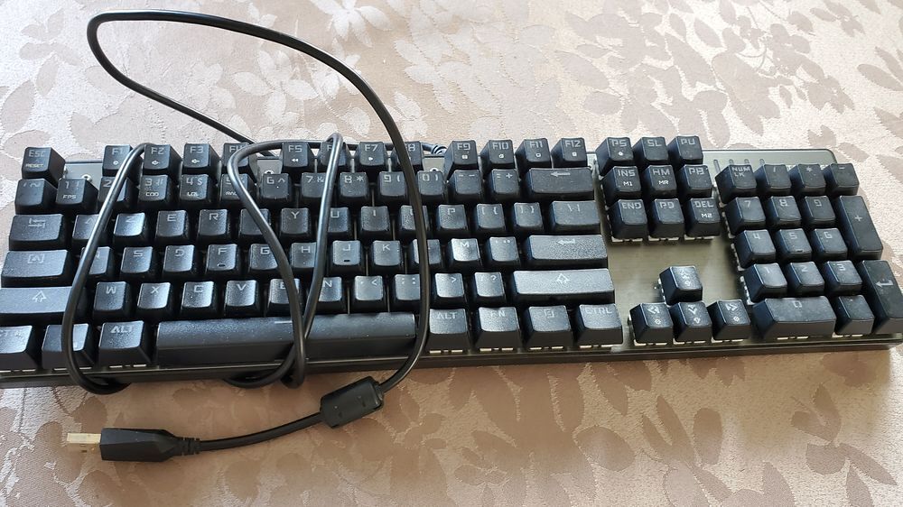 Clavier sp&eacute;cial gamer Matériel informatique
