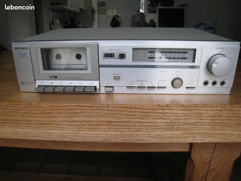 Saisissez le
Lecteur k7 HITACHI Tape Deck D-35s Audio et hifi