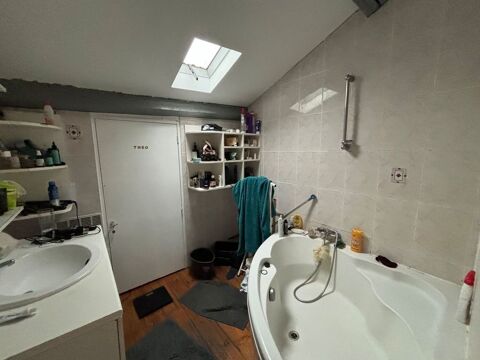  Appartement � louer 5 pi�ces 150 m�