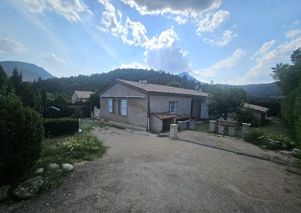 Maison 4 pièces 111 m² · à Castellane · 111 m² · 315 000 €