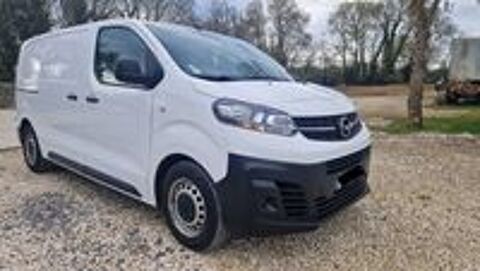 Vivaro VIVARO FGN L2 1.5 DIESEL 120 CH PACK BUSINESS 2021 occasion 17290 Thair&eacute;