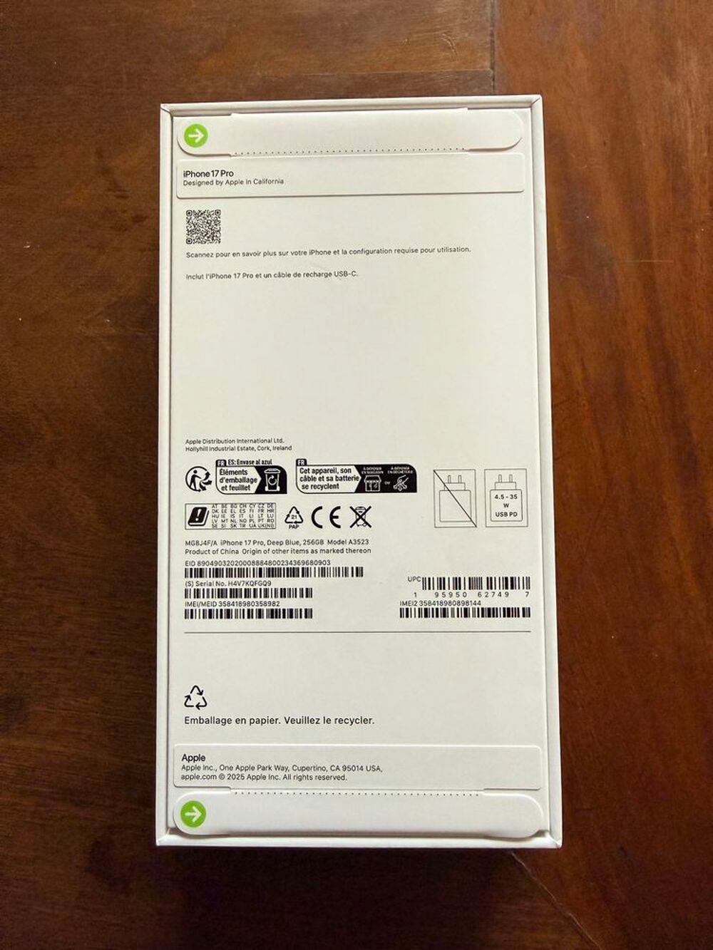 iPhone 17 pro neuf - 256Go - bleu intense - sous scell&eacute; Téléphones et tablettes